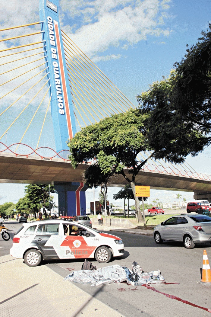 motoqueiro-viaduto-guarulhos