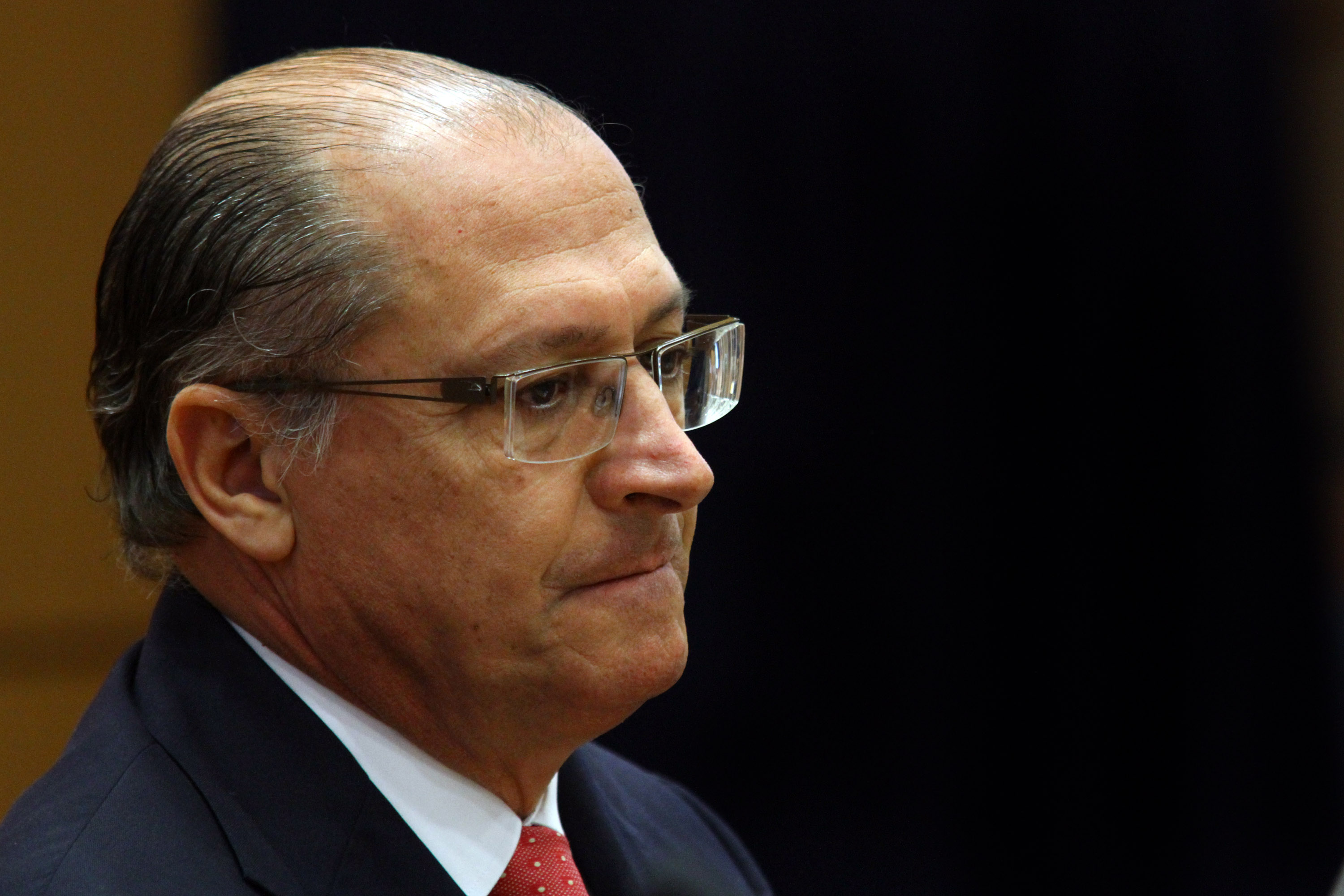 SP - ALCKMIN/FAPESP - POLÍTICA - O governador de São Paulo, Geraldo Alckmin, durante cerimônia que marca o início das comemorações dos 50 anos da Fundação de Amparo à Pesquisa do Estado de São Paulo (FAPESP), no auditório da FAPESP, na região oeste da capital paulista, nesta segunda-feira. 23/05/2011 - Foto: EDSON LOPES JR/NEWS FREE/AE