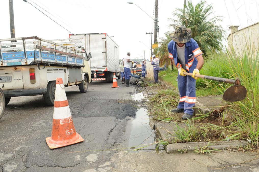 obras-estrada-agua-chata