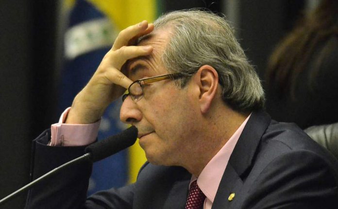 cunha-afastado