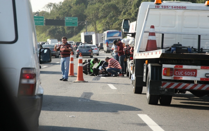 acidente-de-transito-em-guarulhos