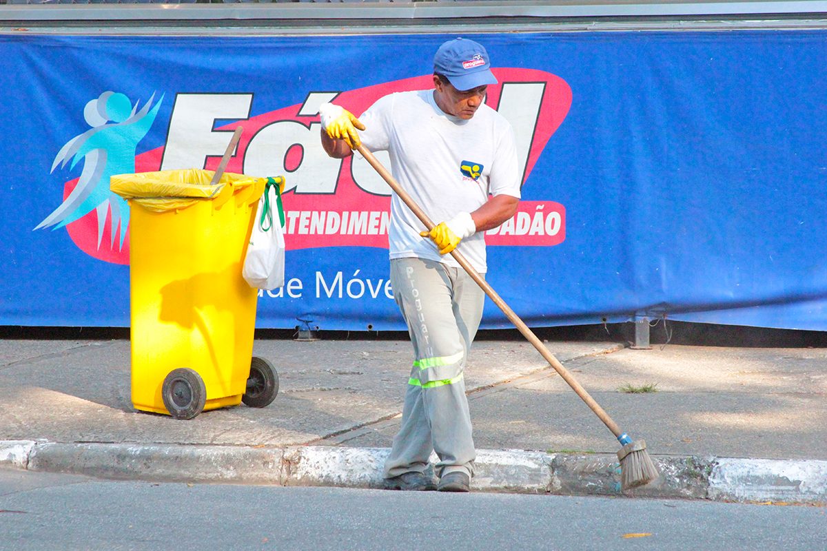 limpeza-ruas-proguaru