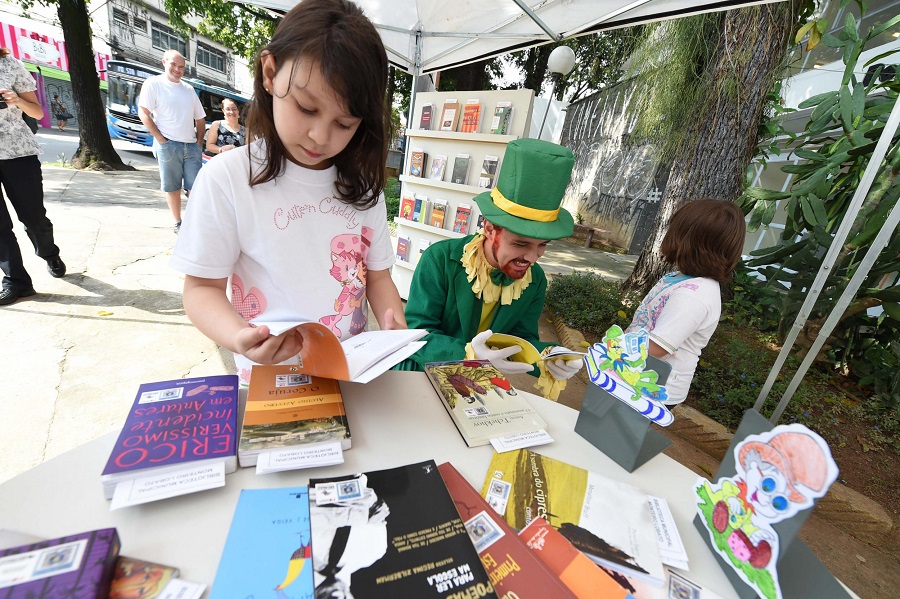 dia-do-livro-guarulhos