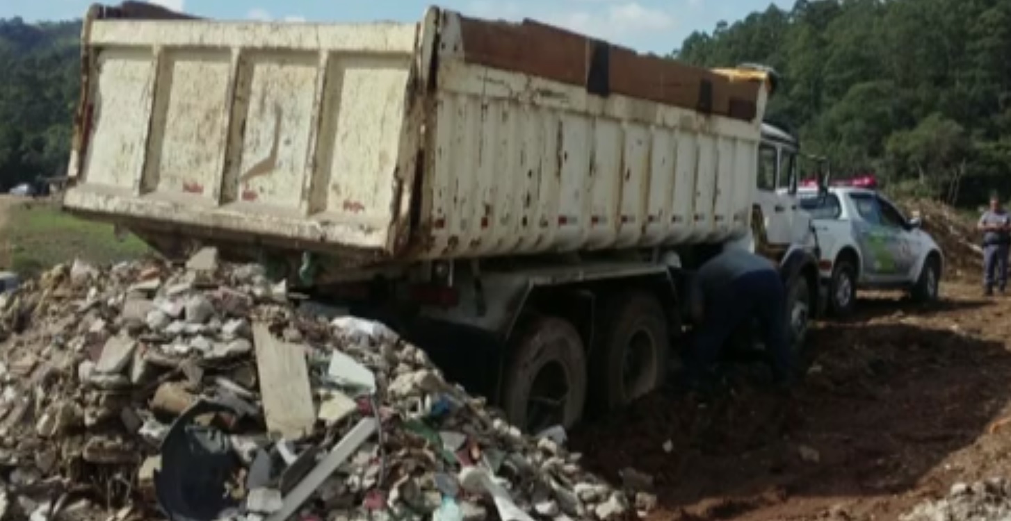 entulho-irregular-guarulhos