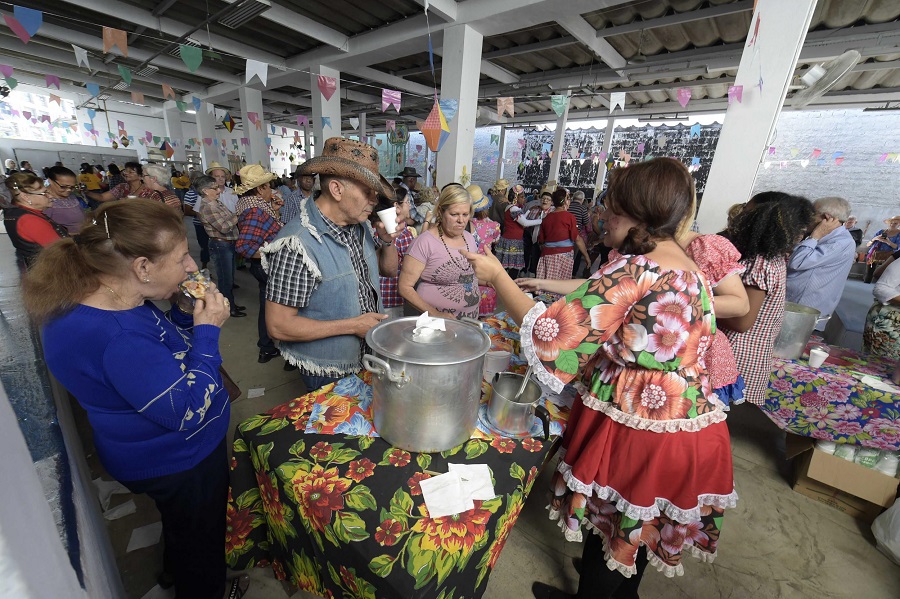 festa-junina-centro-idoso (2)