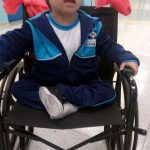 cadeira-de-rodas-aluna-guarulhos (1)
