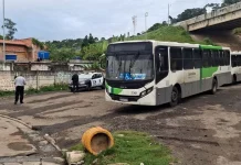 GCM de Guarulhos prende criminosos por roubo em ônibus e tentativa de furto a residência